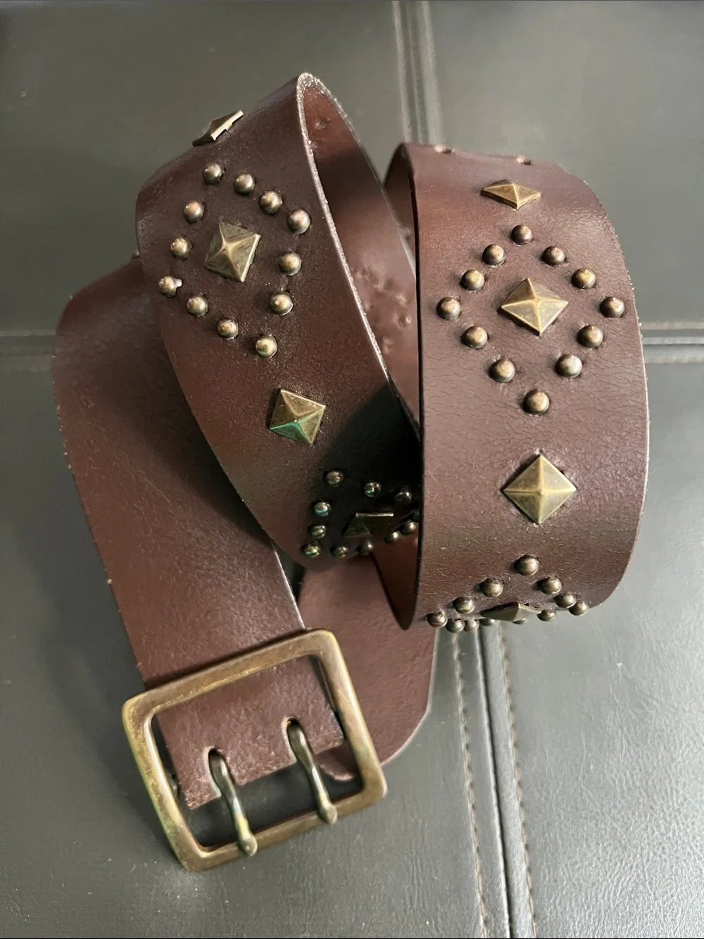 GAP 1990s Brown Leather Made in USA Studded Belt with Brass Accents Medium